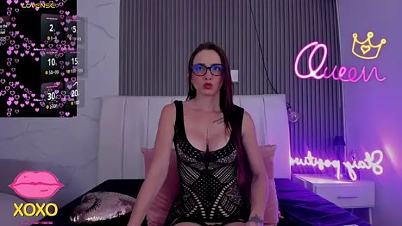 tamara_kisses