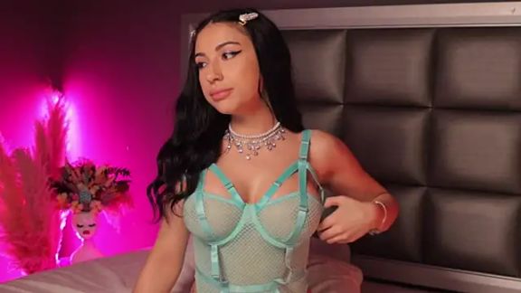 Anais_Bloom