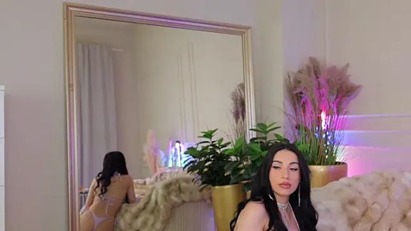 Anais_Bloom
