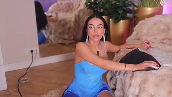 Anais_Bloom