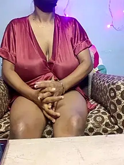 Desi_Maya69