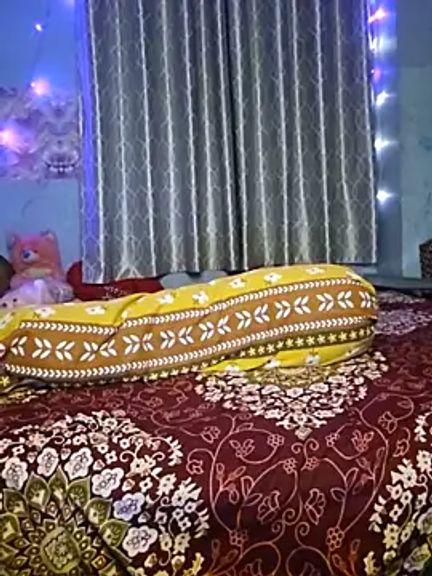 Desi_Maya69
