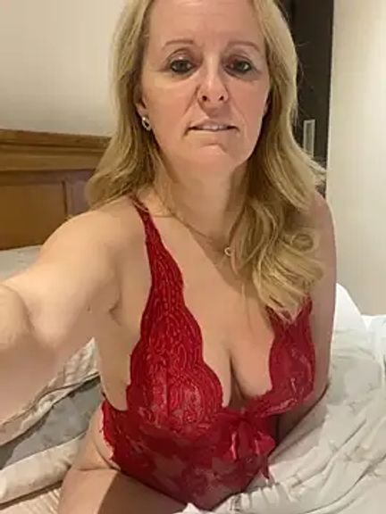 madamlillyrose