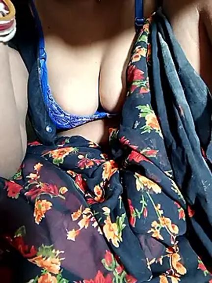 Hot_bhabhi300