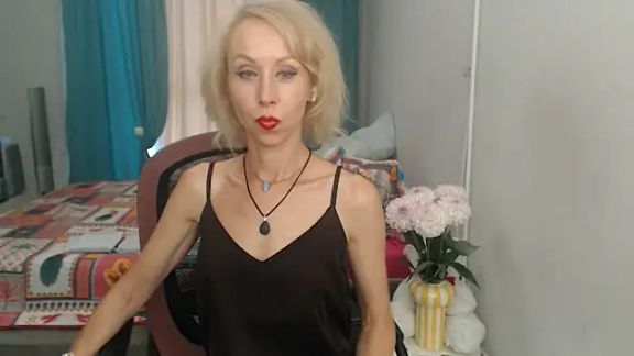 LuxuryNika