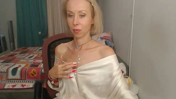 LuxuryNika