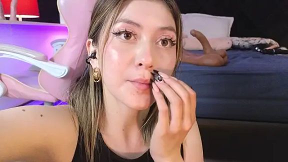 Angela_Torres_