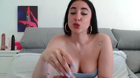 leilacam25
