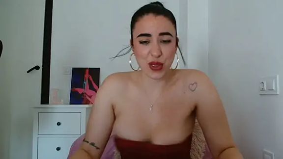 leilacam25