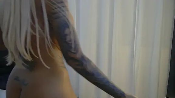 shayblonde