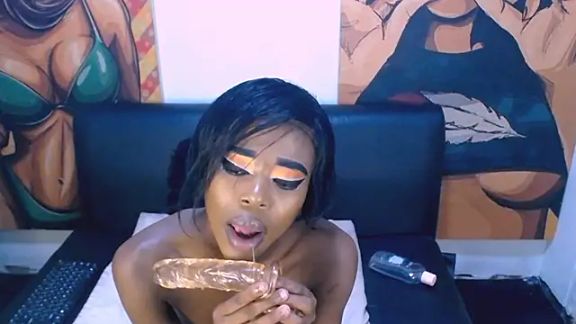 Ebonycutiex