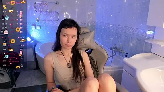 Emily_Strikeee