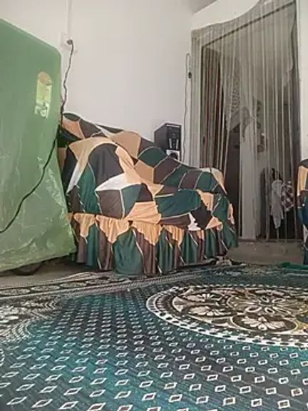 Saniya76