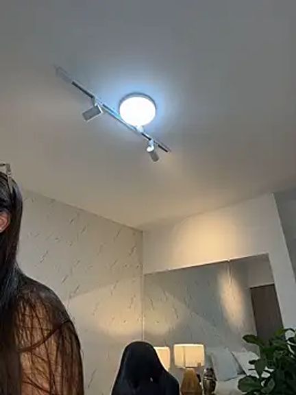 ava_blue