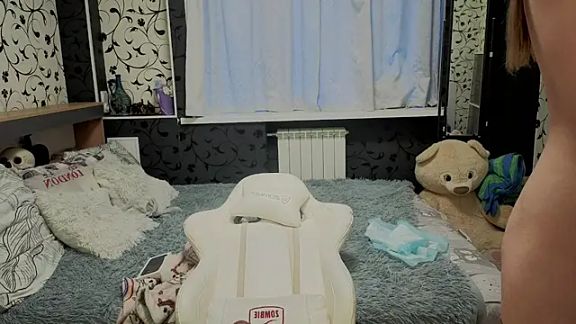 xAlisontiny