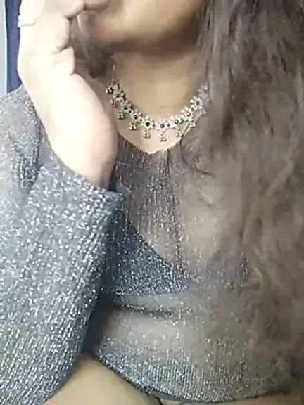 SEXYY_TRANSY_WITH_GIRL