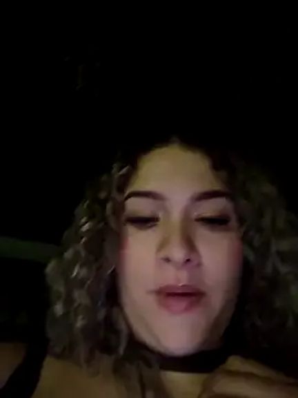 Sara_smiiith211