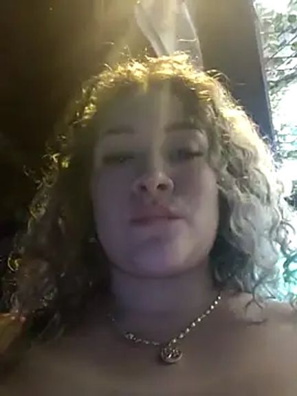 Sara_smiiith211