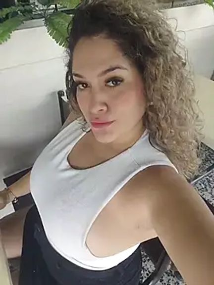 Sara_smiiith211