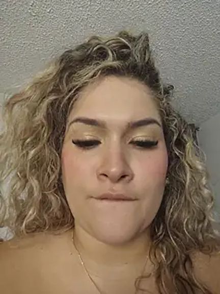 Sara_smiiith211