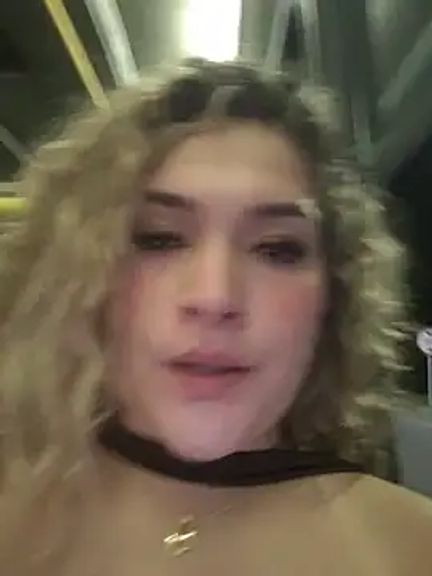 Sara_smiiith211