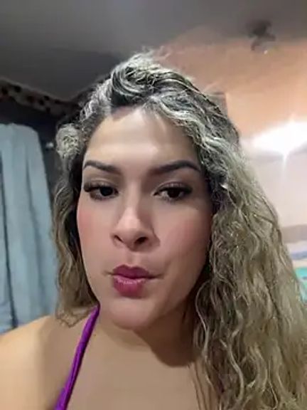 Sara_smiiith211