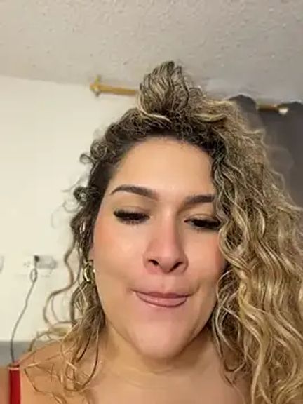 Sara_smiiith211