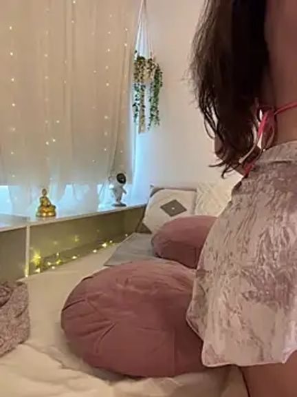 Amelia_Rouse