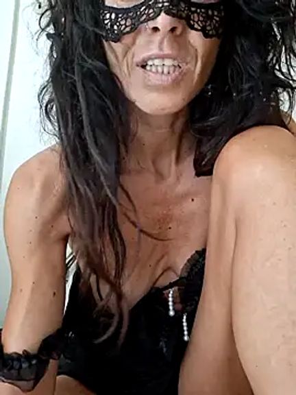 EmySkinny85