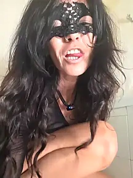 EmySkinny85