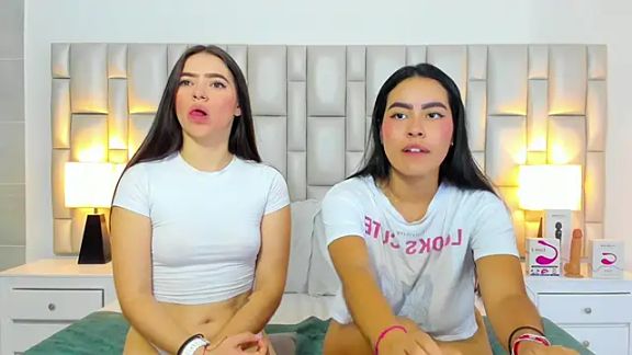 paola_katy_dicks