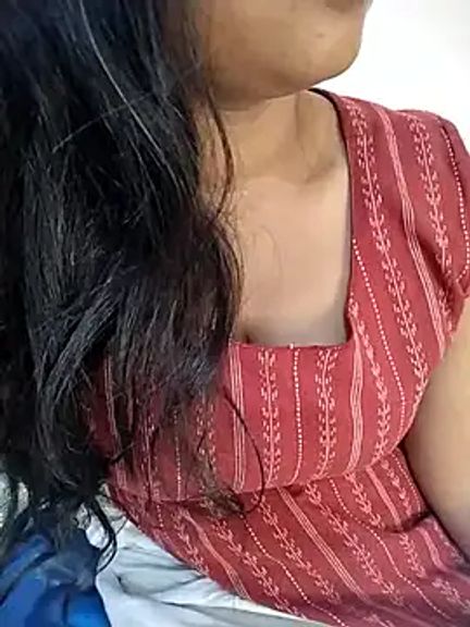 Sexy_Divya__