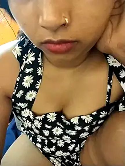 Sexy_Divya__