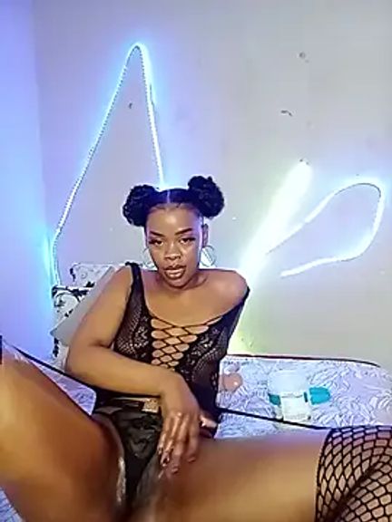 Eve_Scarlet