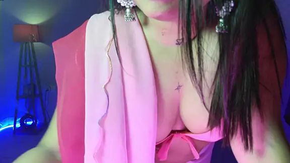 Saira_Hotty