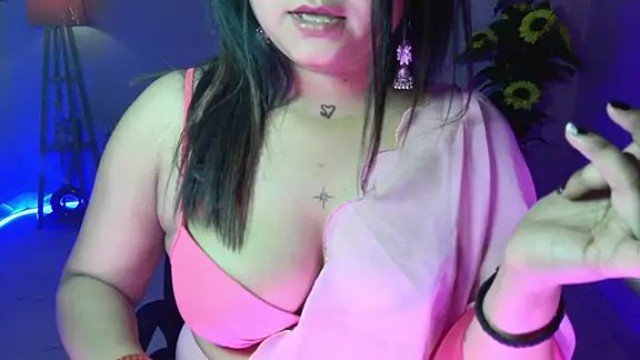 Saira_Hotty