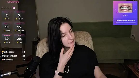 Naomi_Velvet