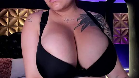 Laurenhillcute14