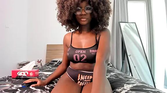 blackfoxxy_