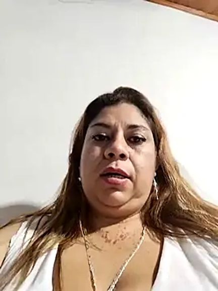 Laura-Hernandez
