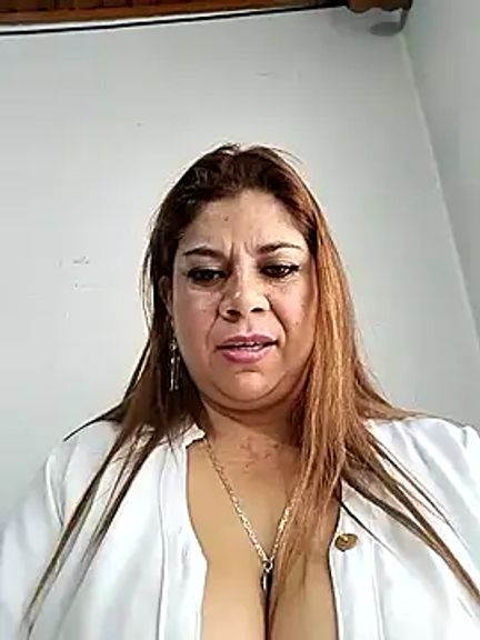 Laura-Hernandez