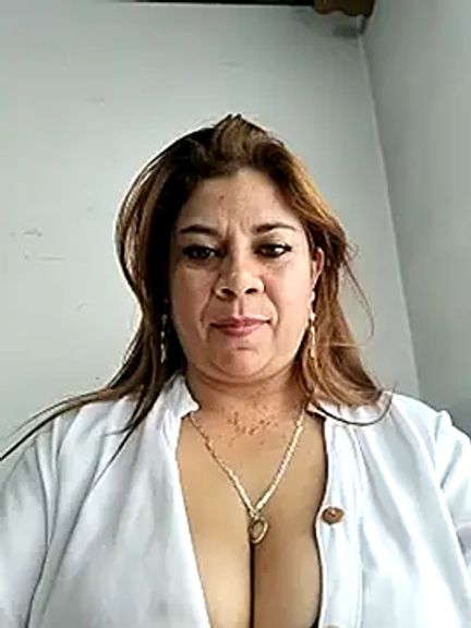 Laura-Hernandez