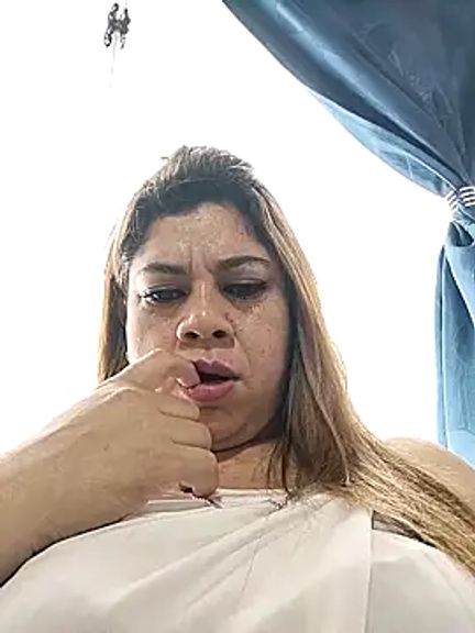 Laura-Hernandez