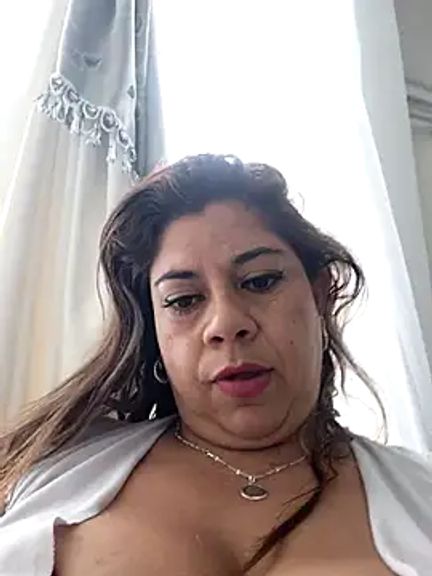 Laura-Hernandez