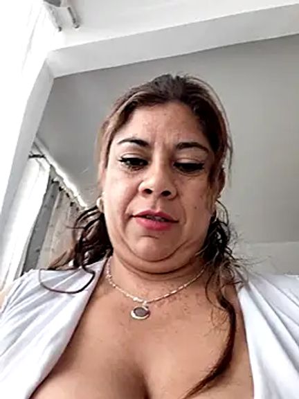 Laura-Hernandez