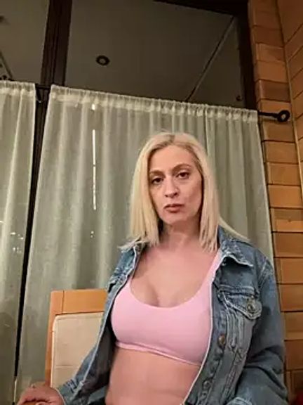 HOTLadyluna