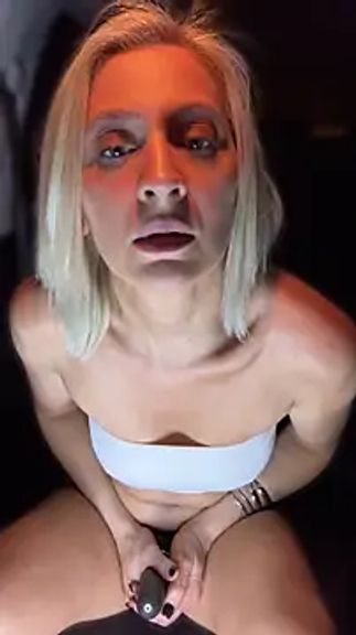 HOTLadyluna