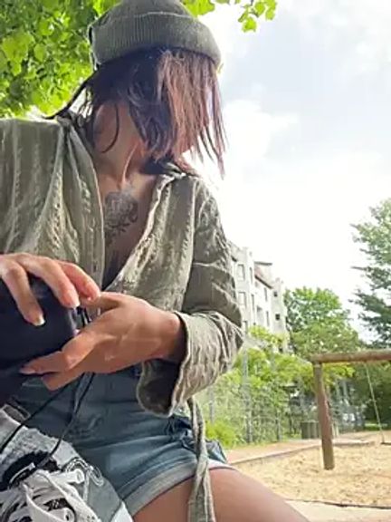 Zoe_addiction