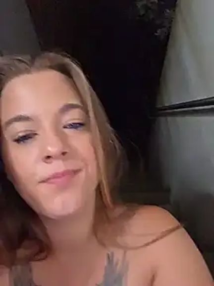 Luna_Lynn