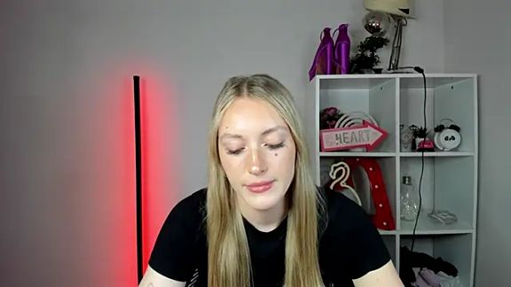 EvelynBlond
